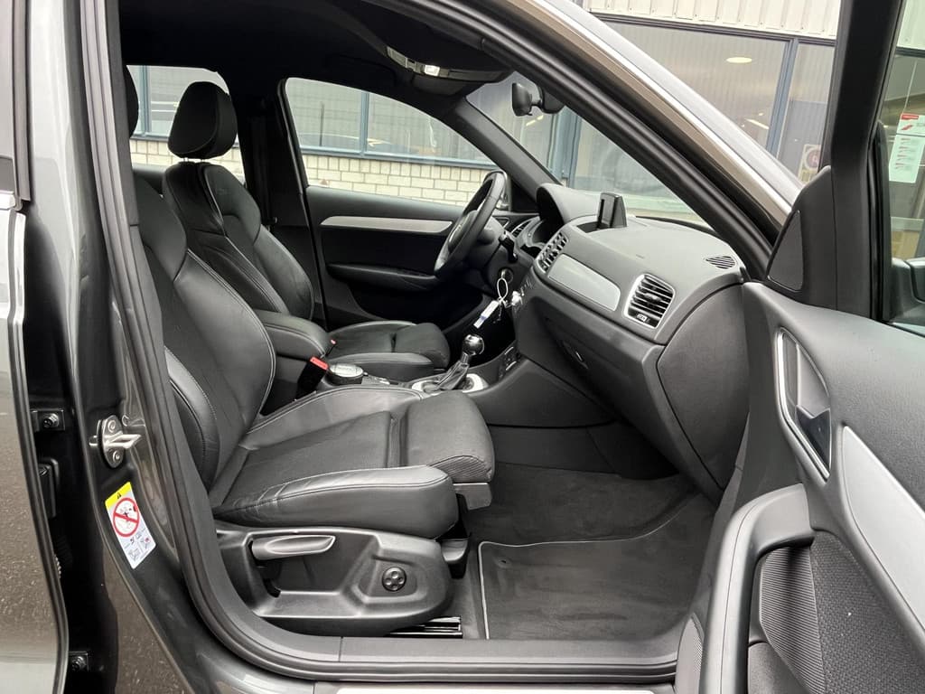 Audi Q3 1.4 TFSI CoD Sport Advance Sport thumbnail 27