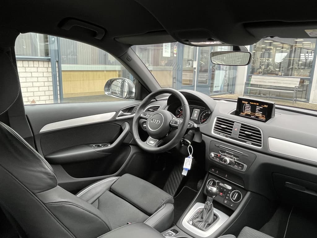 Audi Q3 1.4 TFSI CoD Sport Advance Sport thumbnail 6