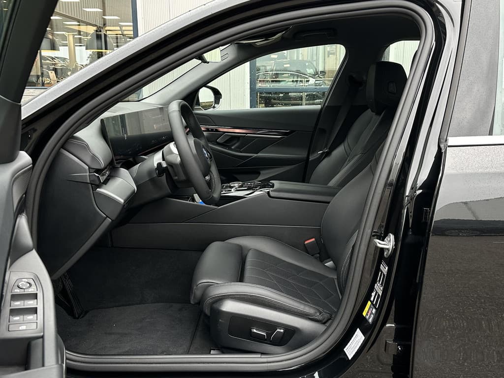 BMW I5 eDrive40 Business Edition 84 kWh thumbnail 35