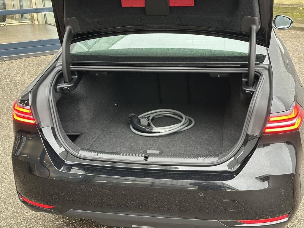 BMW I5 eDrive40 Business Edition 84 kWh thumbnail 8