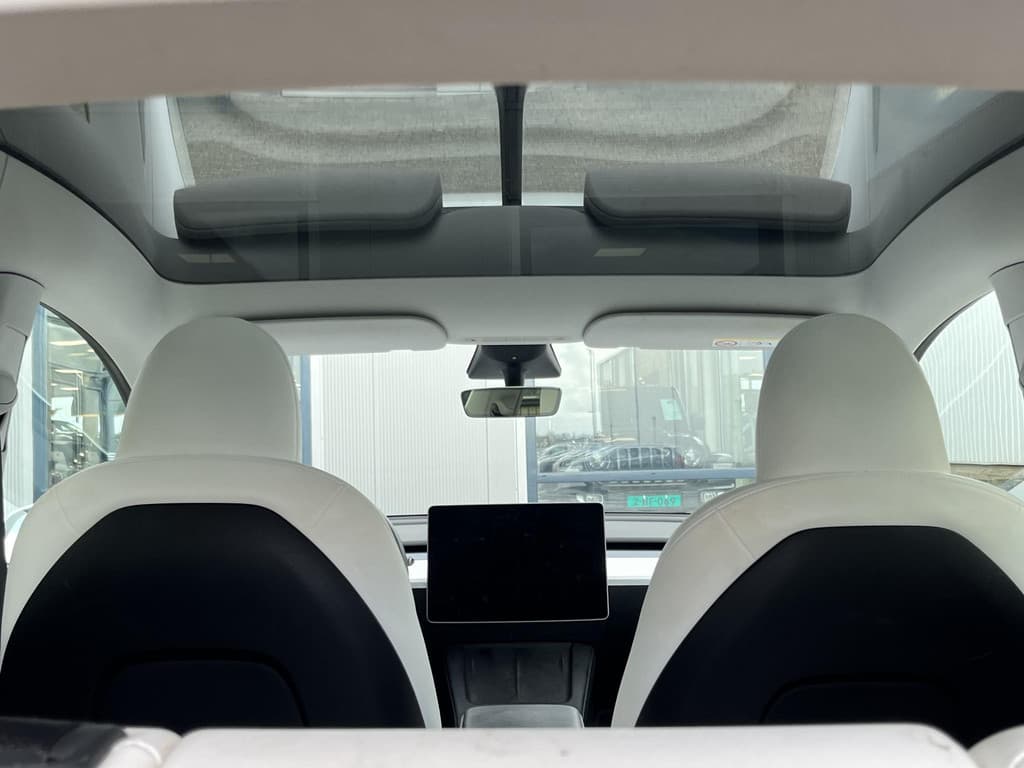 Tesla Model Y Performance AWD 75 kWh thumbnail 25