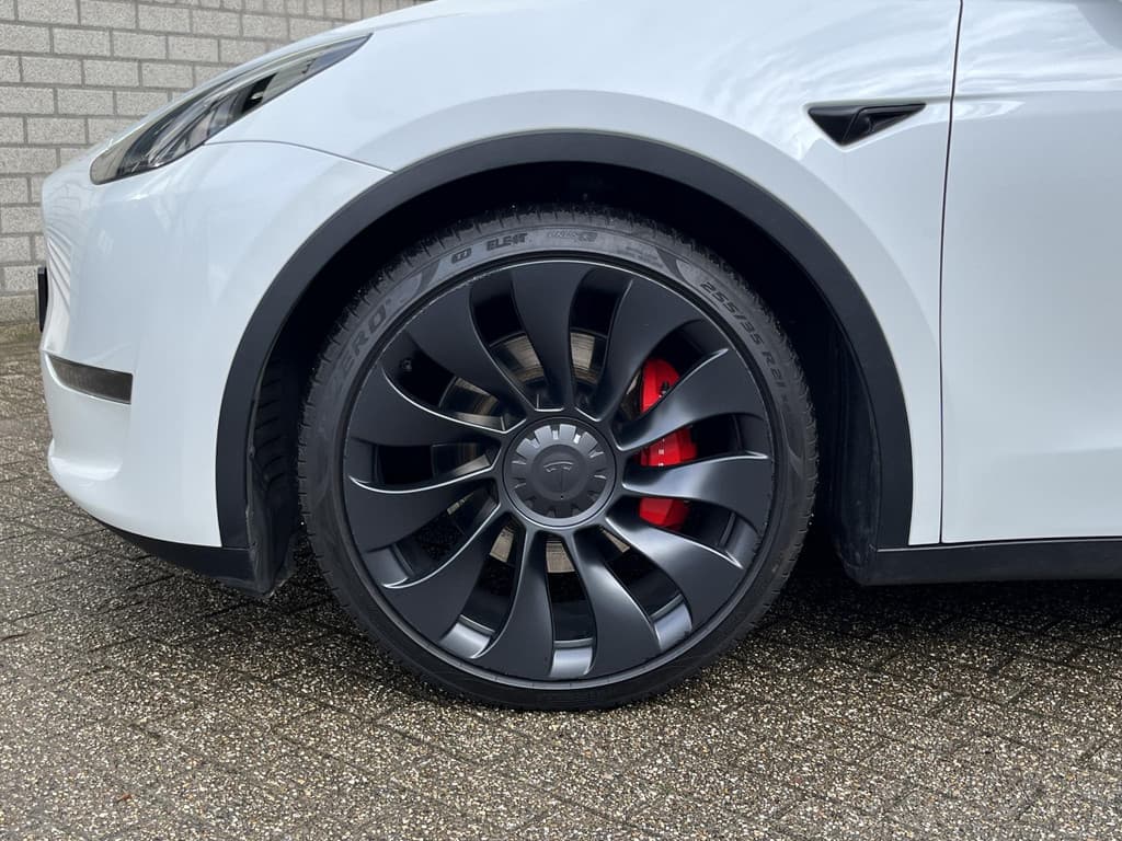 Tesla Model Y Performance AWD 75 kWh thumbnail 37