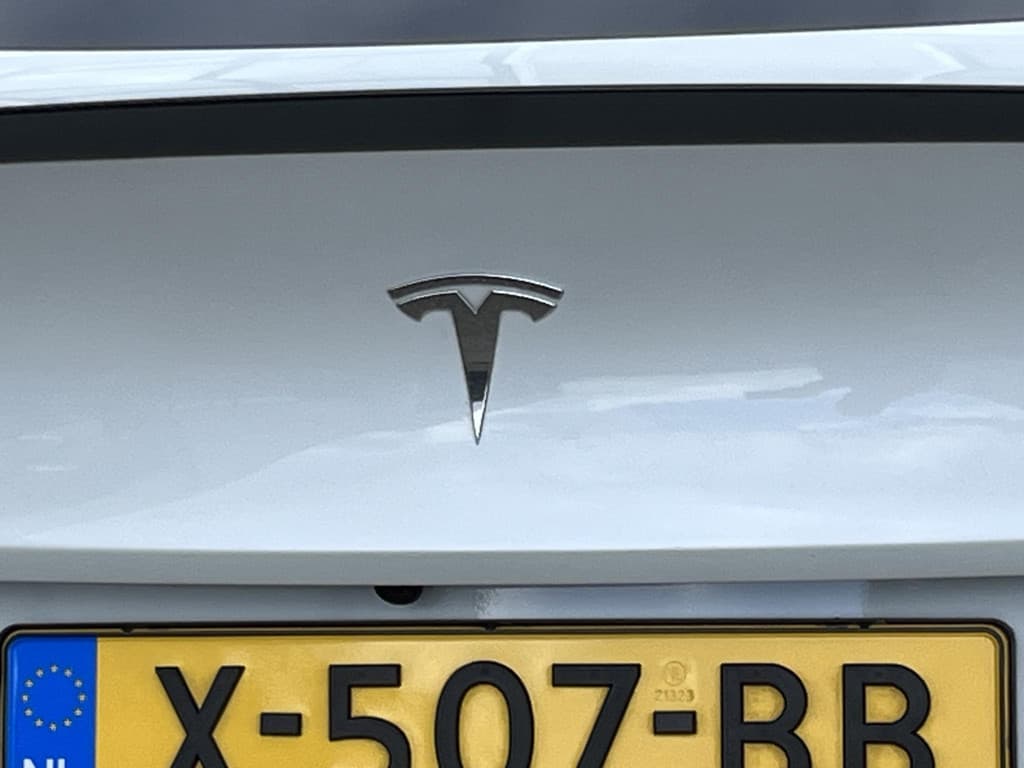 Tesla Model Y Performance AWD 75 kWh thumbnail 42