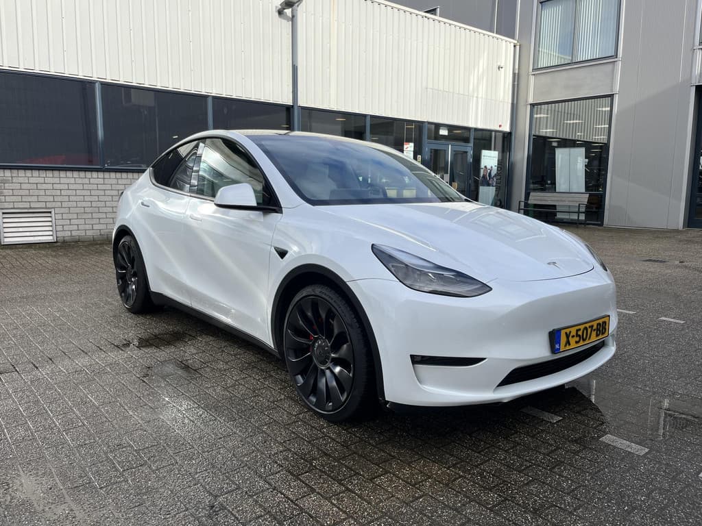 Tesla Model Y Performance AWD 75 kWh thumbnail 48