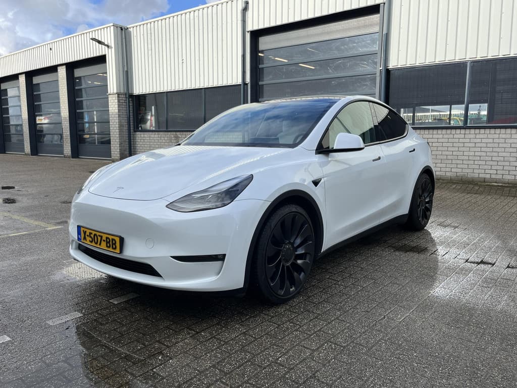 Tesla Model Y Performance AWD 75 kWh thumbnail 51