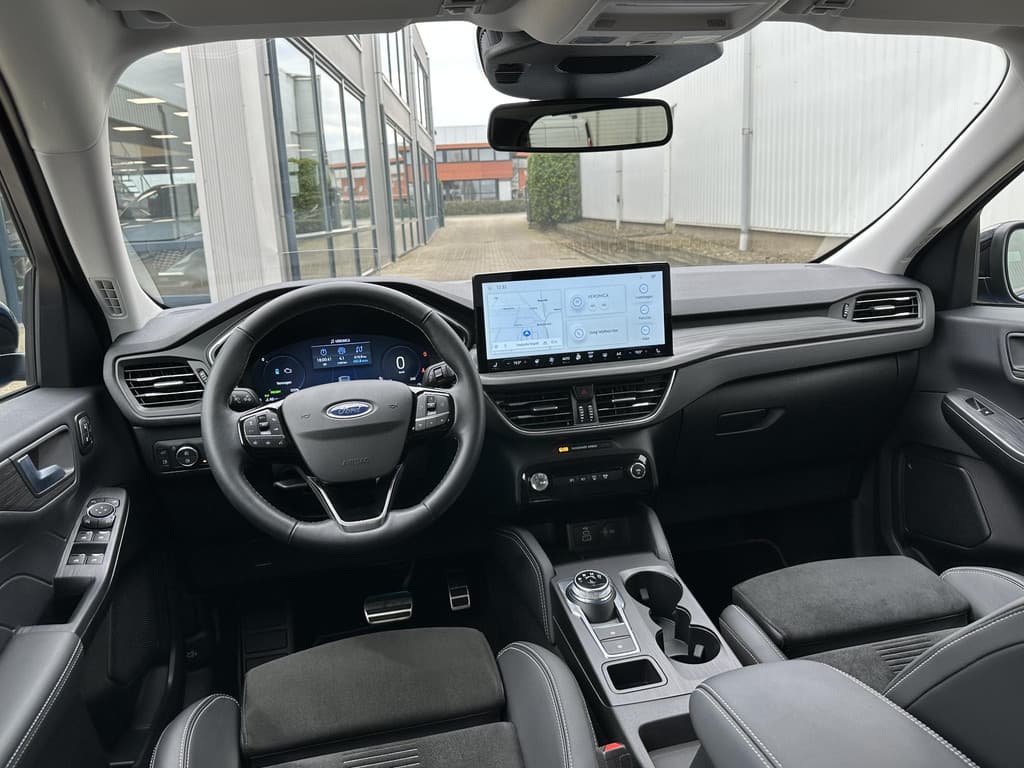 Ford Kuga 2.5 PHEV Active X thumbnail 3
