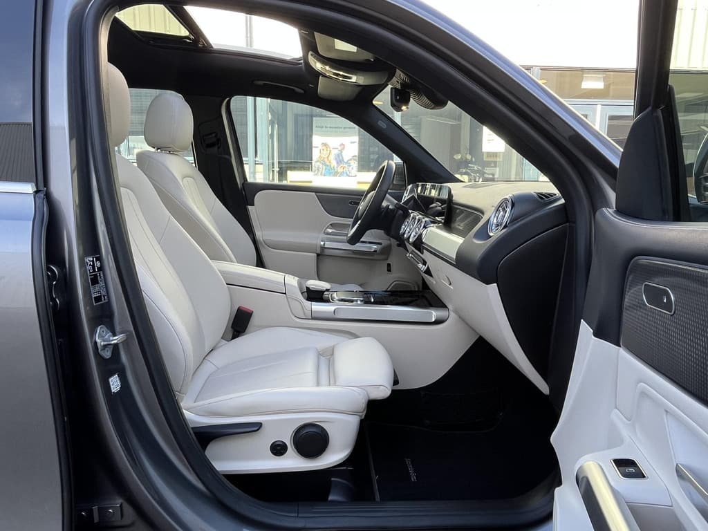 Mercedes-Benz GLB 200 Business Solution Luxury thumbnail 29