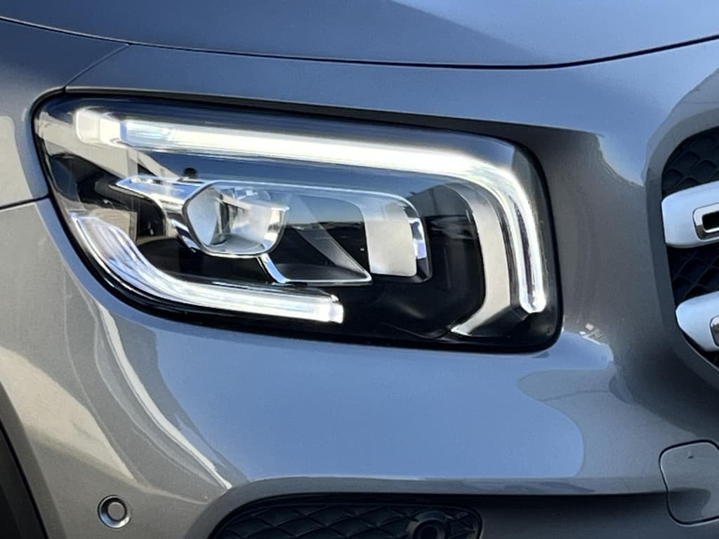 Mercedes-Benz GLB 200 Business Solution Luxury thumbnail 35