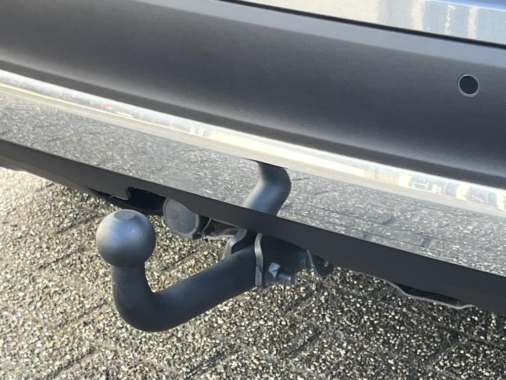 Mercedes-Benz GLB 200 Business Solution Luxury thumbnail 48