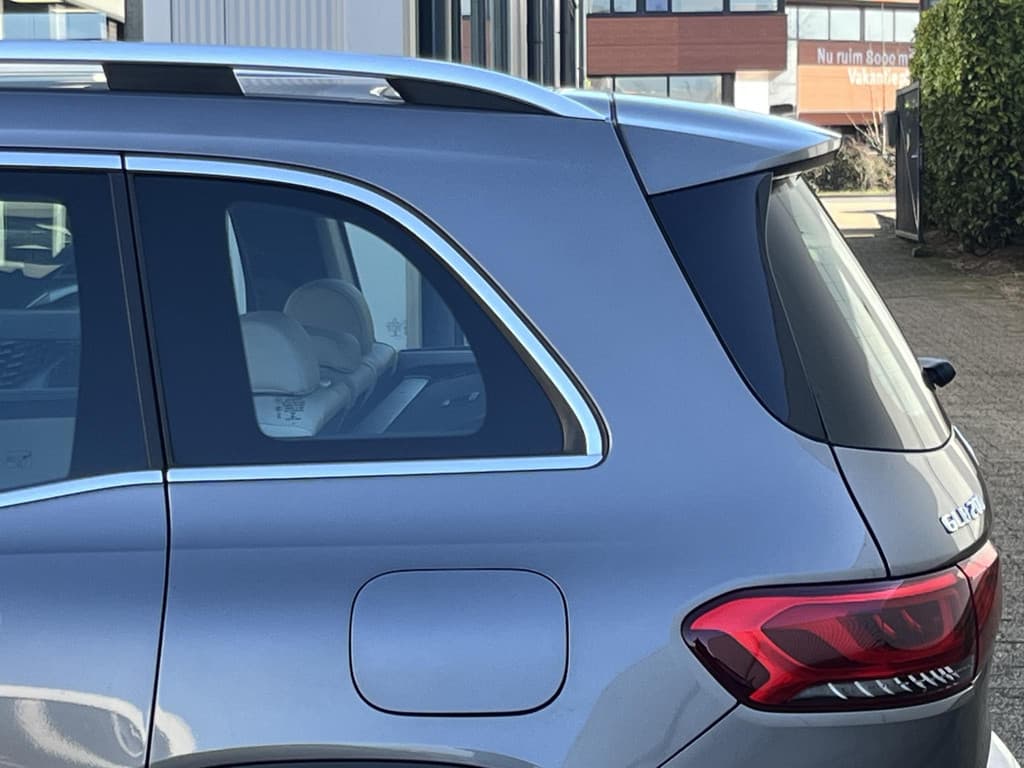 Mercedes-Benz GLB 200 Business Solution Luxury thumbnail 49