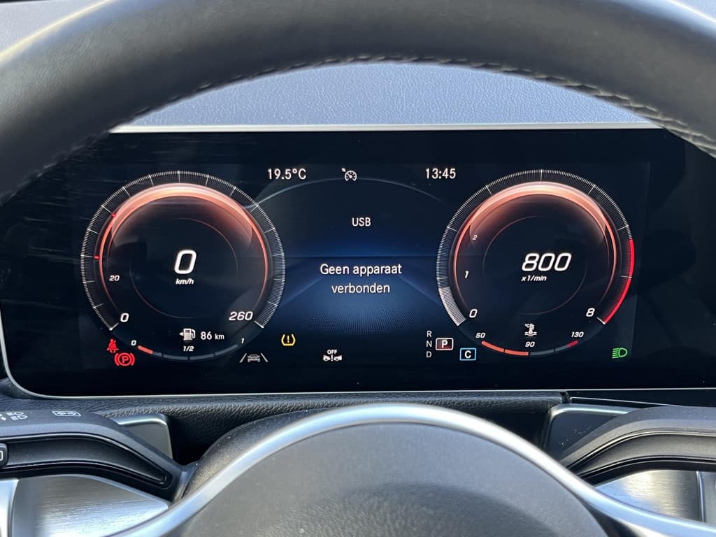 Mercedes-Benz GLB 200 Business Solution Luxury thumbnail 83