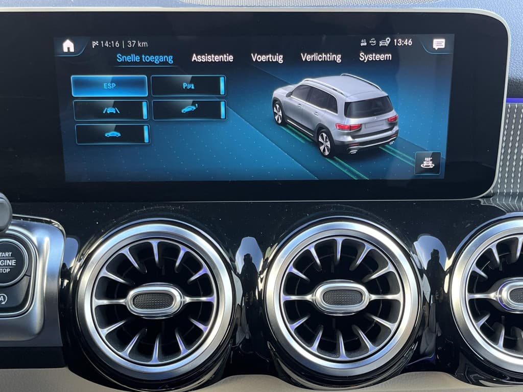 Mercedes-Benz GLB 200 Business Solution Luxury thumbnail 91