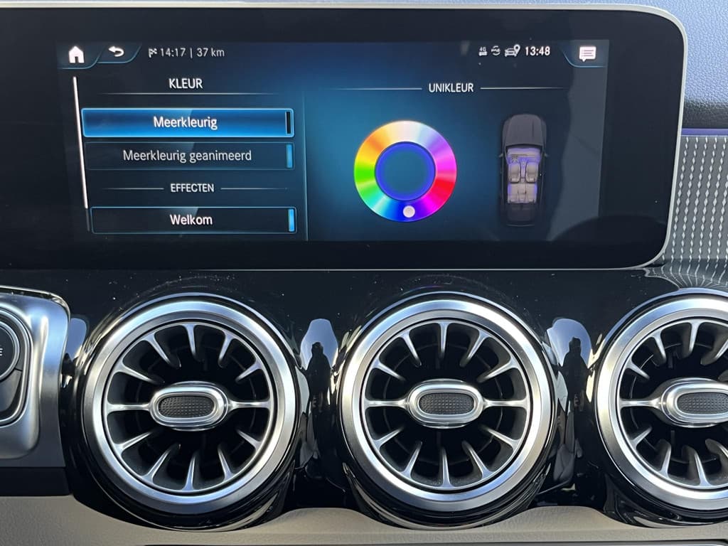 Mercedes-Benz GLB 200 Business Solution Luxury thumbnail 95