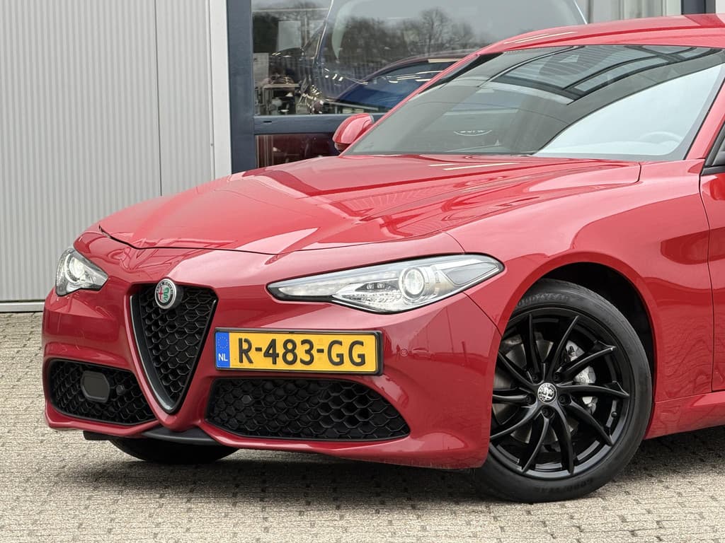 Alfa Romeo Giulia 2.0T Sprint thumbnail 17