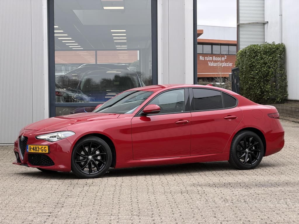 Alfa Romeo Giulia 2.0T Sprint thumbnail 27