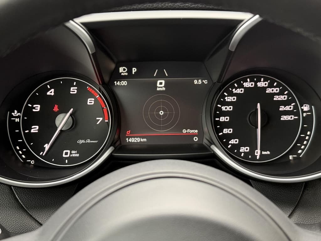 Alfa Romeo Giulia 2.0T Sprint thumbnail 4