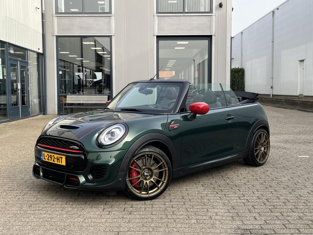 MINI Cabrio 2.0 John Cooper Works Chili thumbnail 2