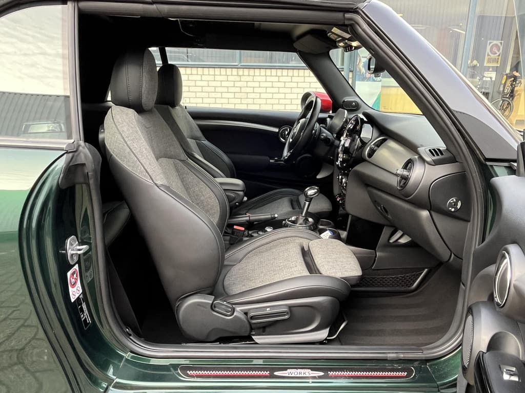 MINI Cabrio 2.0 John Cooper Works Chili thumbnail 30