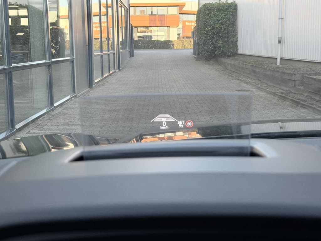 Ford Kuga 2.5 PHEV ST-Line X thumbnail 4