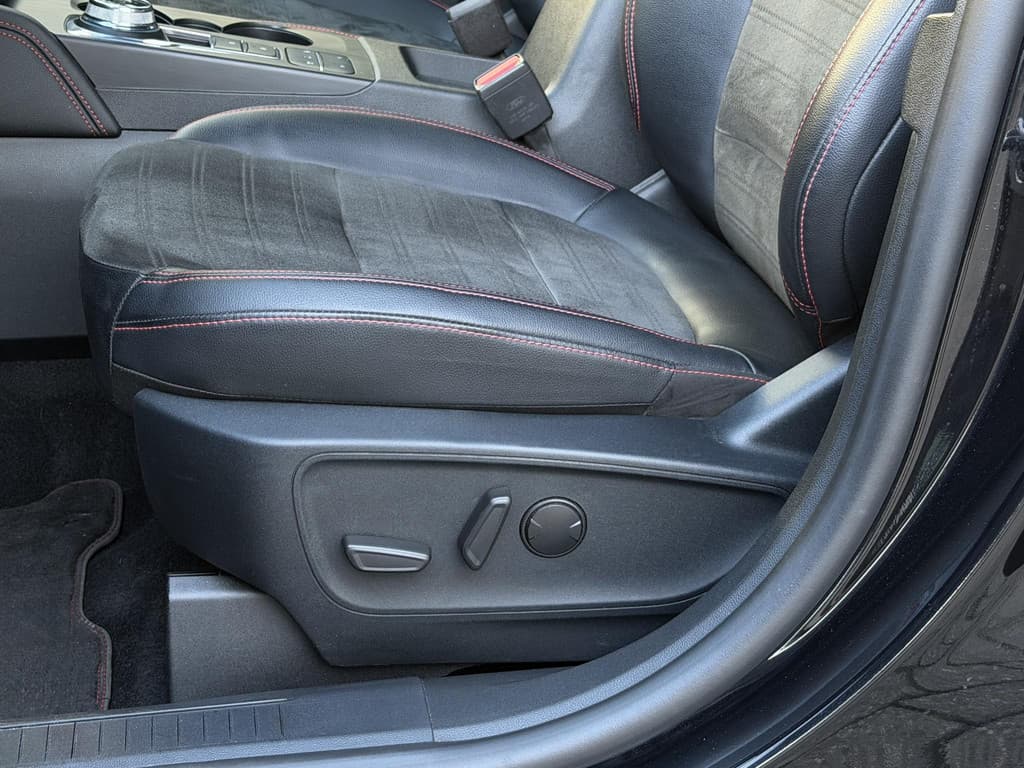 Ford Kuga 2.5 PHEV ST-Line X thumbnail 9