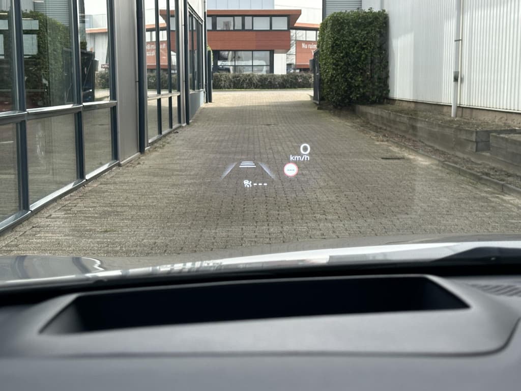 Nissan QASHQAI 1.3 MHEV Tekna 140pk thumbnail 4