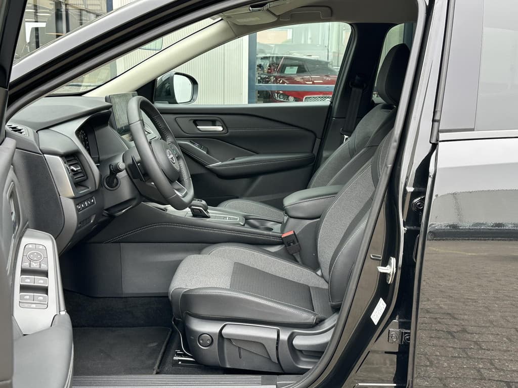 Nissan QASHQAI 1.3 MHEV Xtronic N-Connecta thumbnail 44