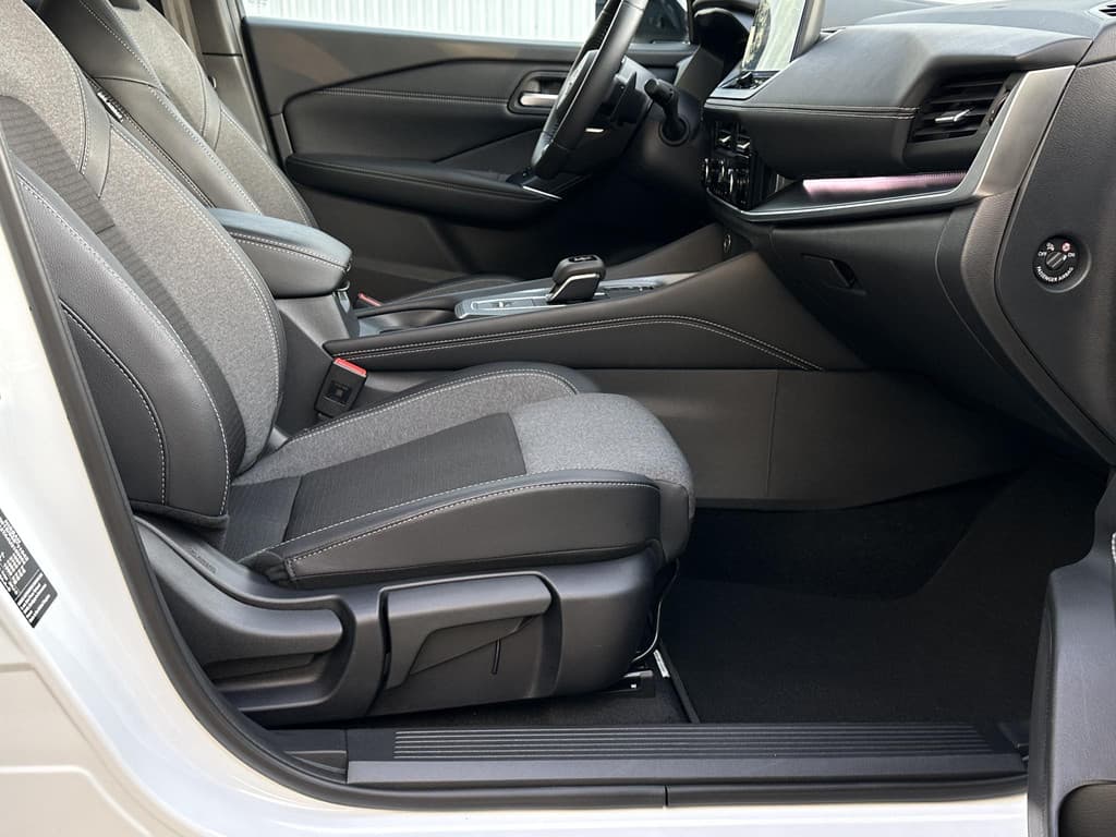 Nissan QASHQAI 1.3 MHEV Xtronic N-Connecta thumbnail 32