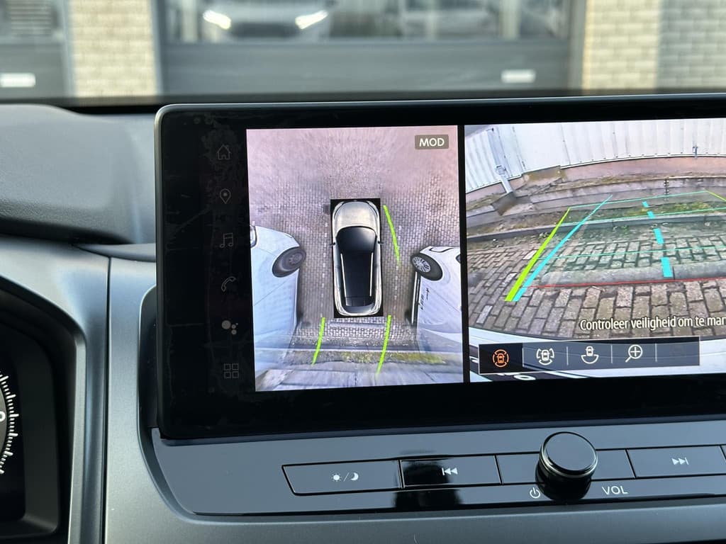 Nissan QASHQAI 1.3 MHEV Xtronic N-Connecta thumbnail 39