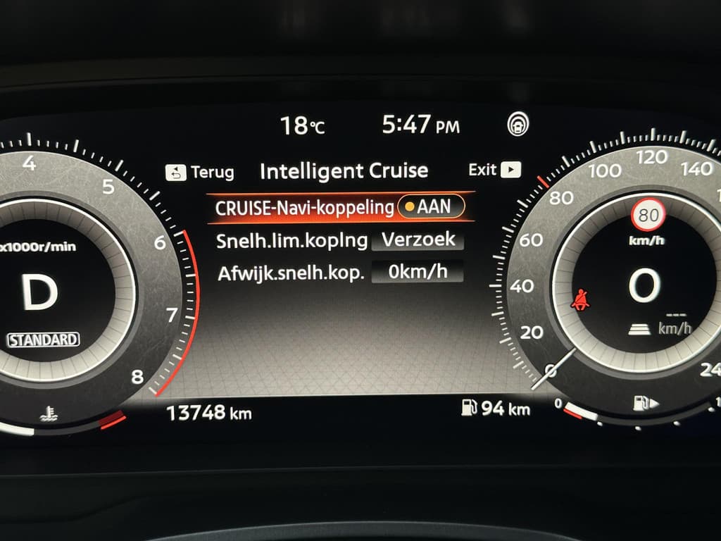 Nissan QASHQAI 1.3 MHEV Xtronic N-Connecta thumbnail 49