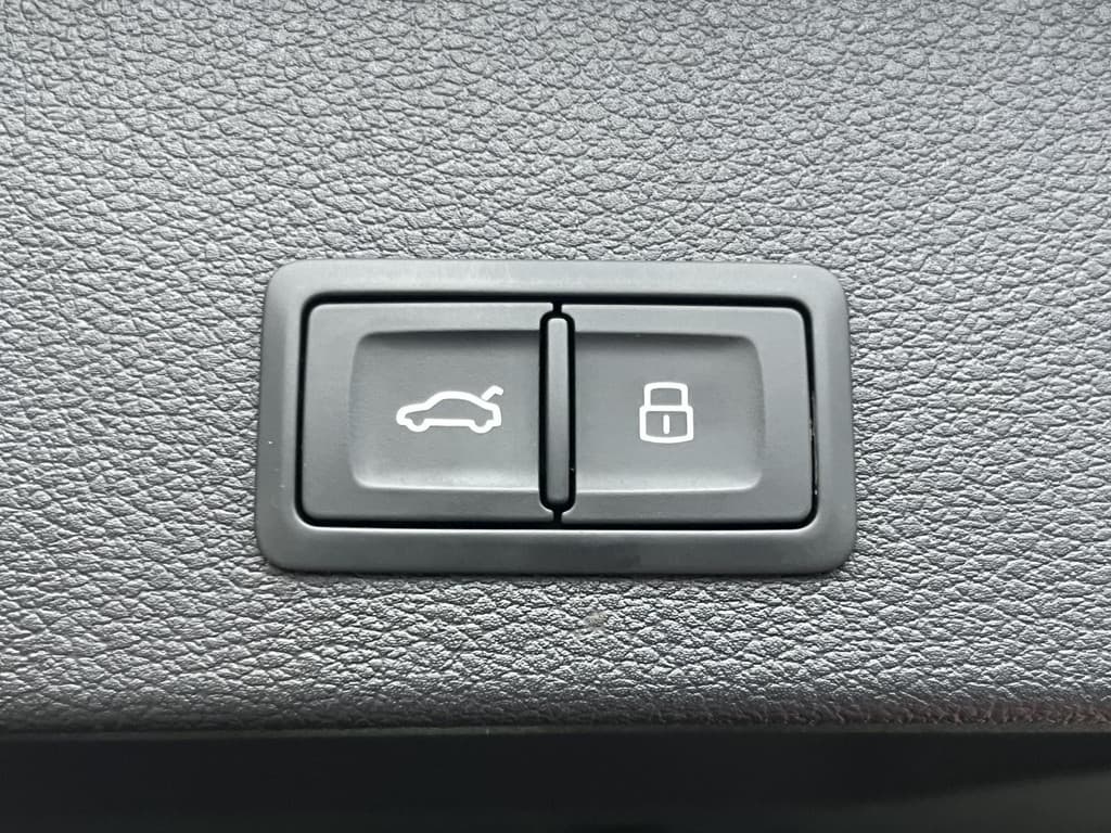 Audi SQ2 2.0 TFSI thumbnail 19