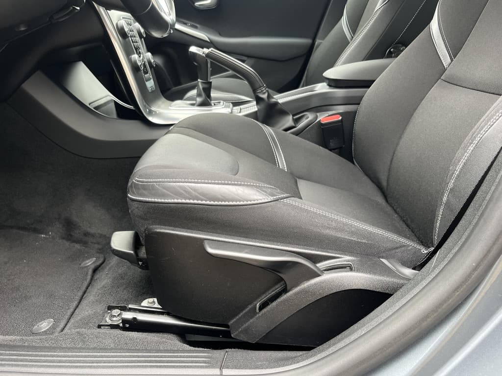 Volvo V40 2.0 T3 Momentum thumbnail 14