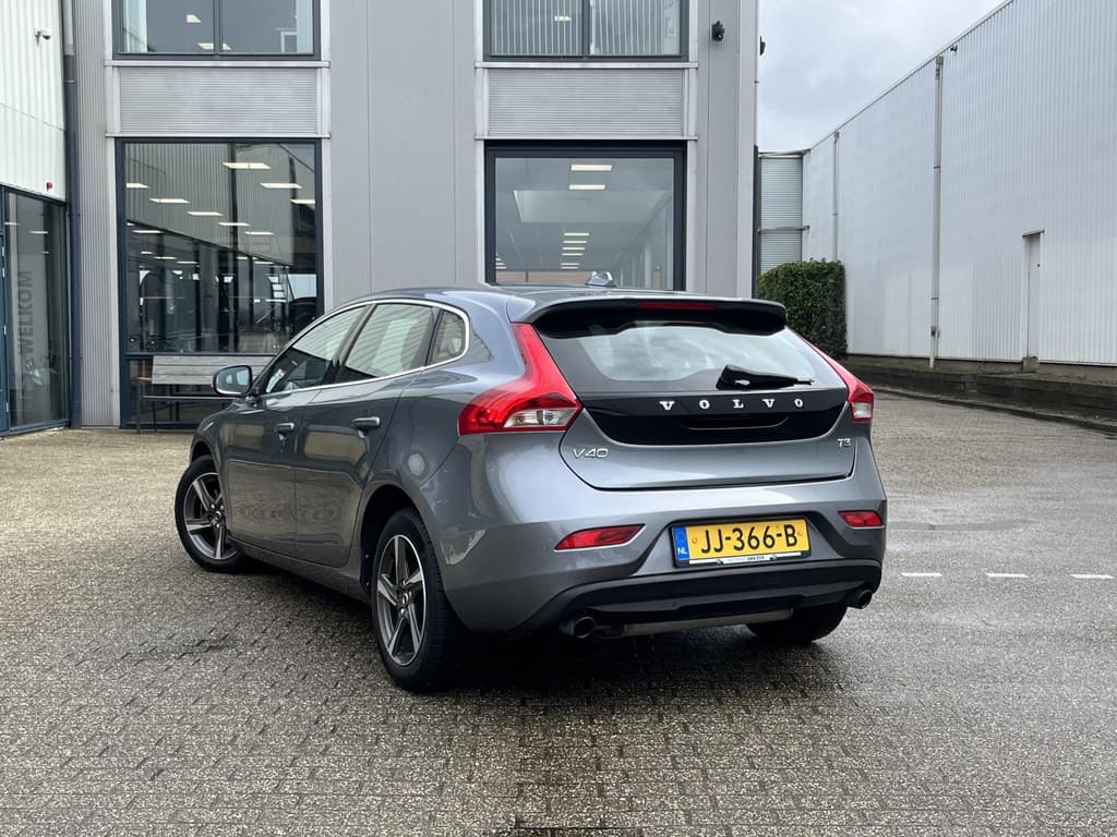 Volvo V40 2.0 T3 Momentum thumbnail 31
