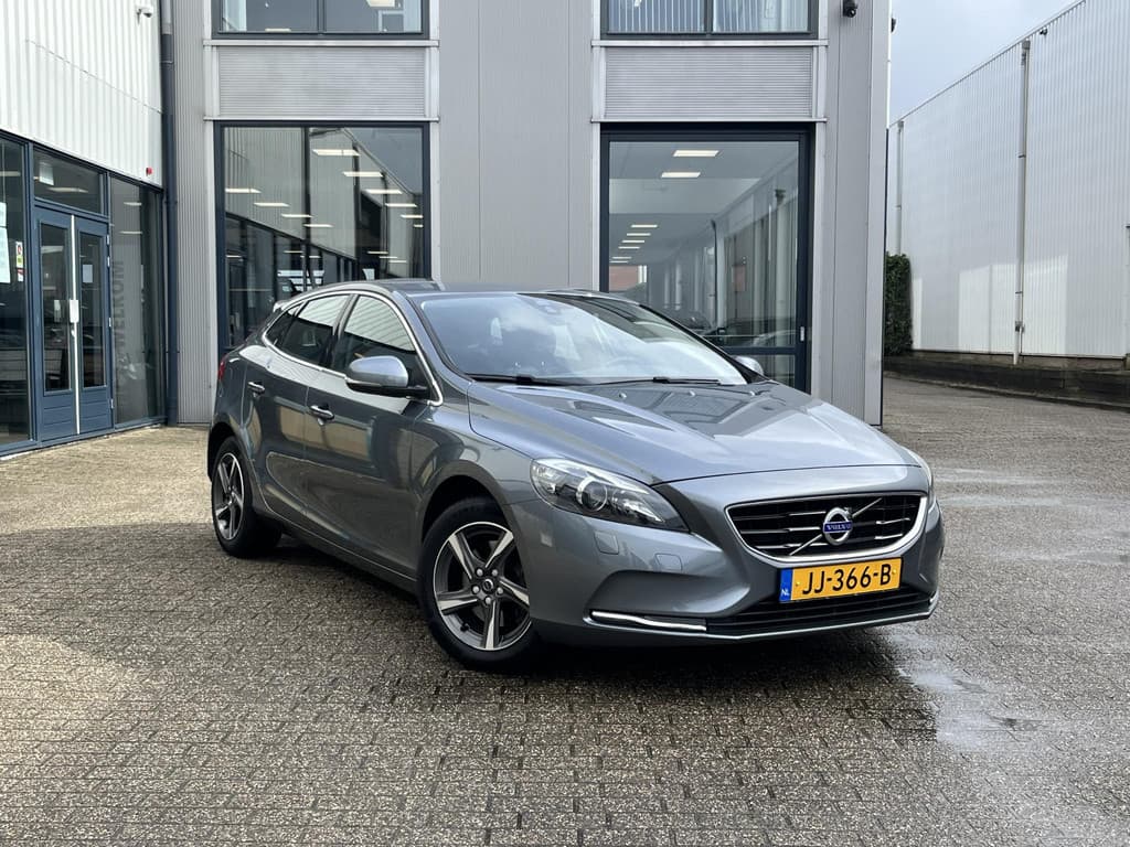 Volvo V40 2.0 T3 Momentum thumbnail 32