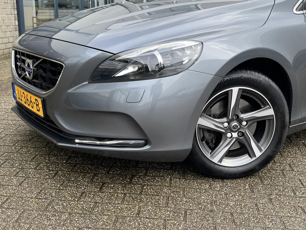 Volvo V40 2.0 T3 Momentum thumbnail 43