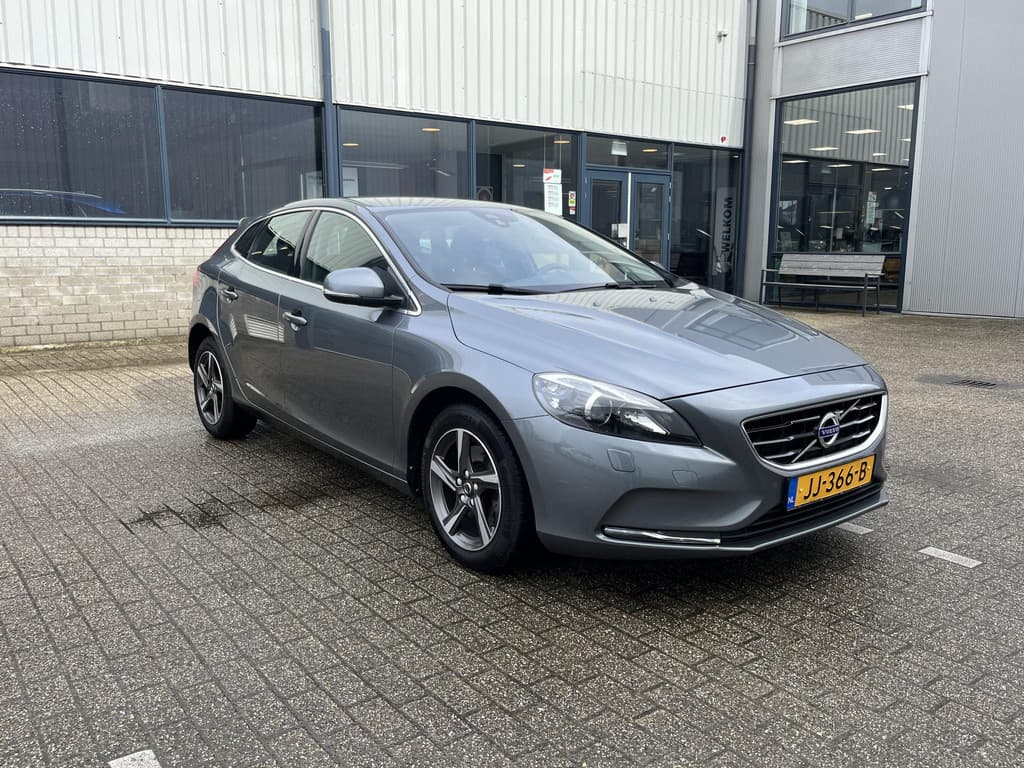 Volvo V40 2.0 T3 Momentum thumbnail 66