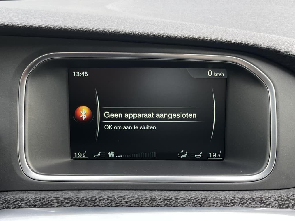 Volvo V40 2.0 T3 Momentum thumbnail 78