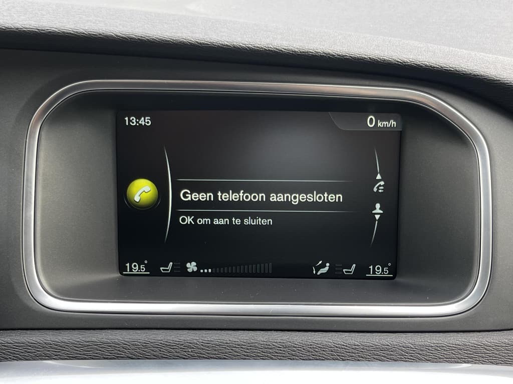 Volvo V40 2.0 T3 Momentum thumbnail 79