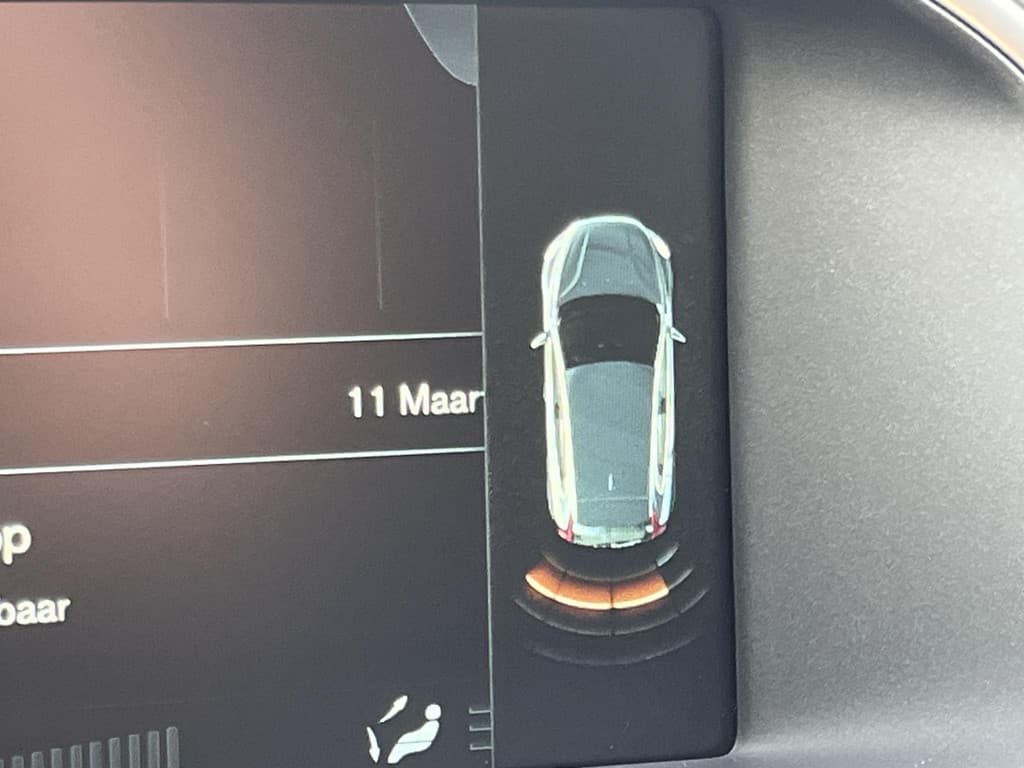 Volvo V40 2.0 T3 Momentum thumbnail 9