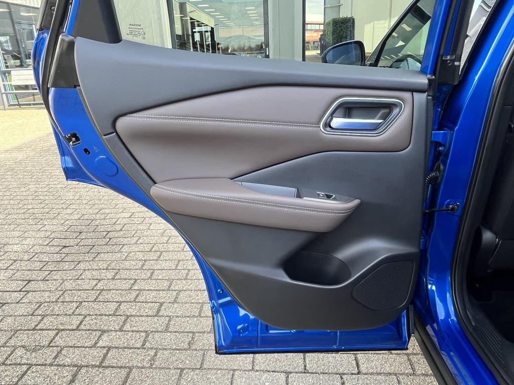 Nissan QASHQAI 1.5 e-Power Tekna thumbnail 18