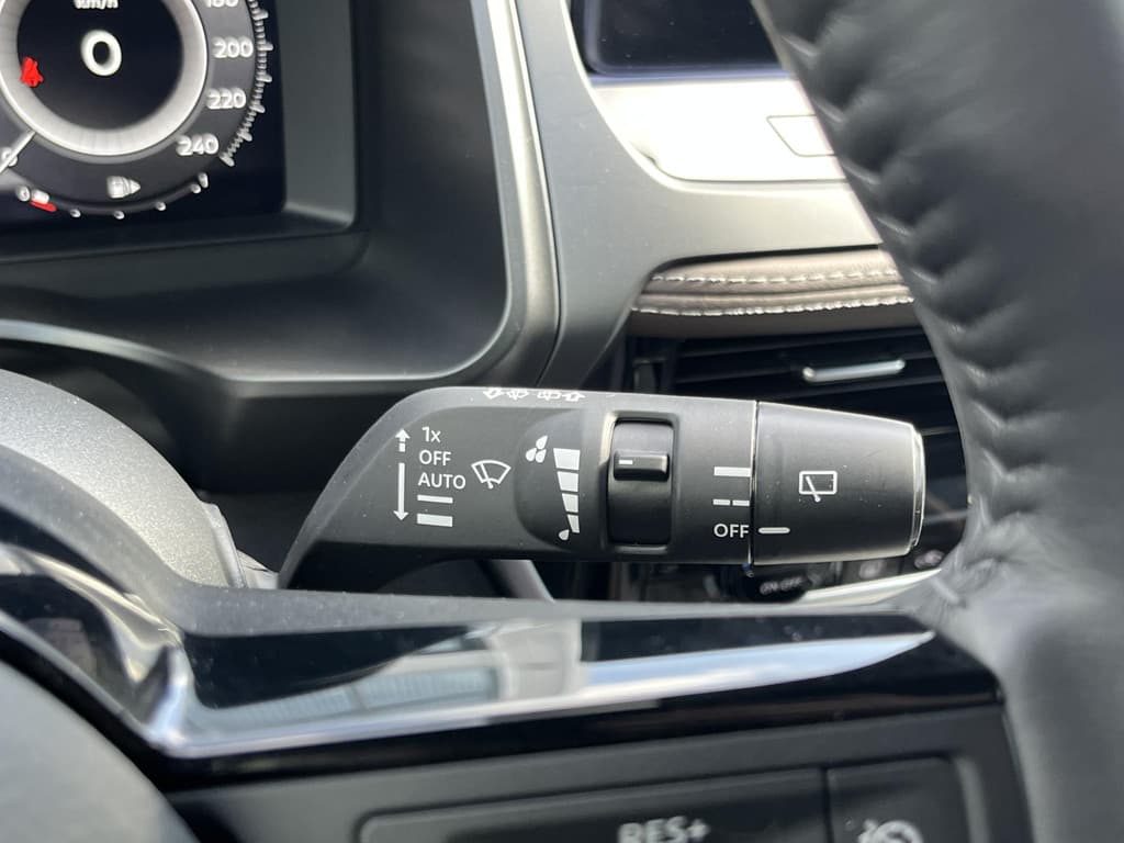 Nissan QASHQAI 1.5 e-Power Tekna thumbnail 40