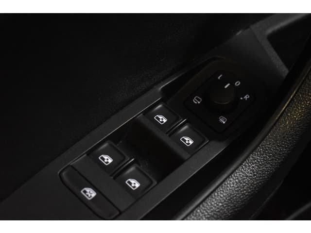 ŠKODA Karoq 1.5 TSI 150PK ACT BUSINESS EDITION PLUS thumbnail 19