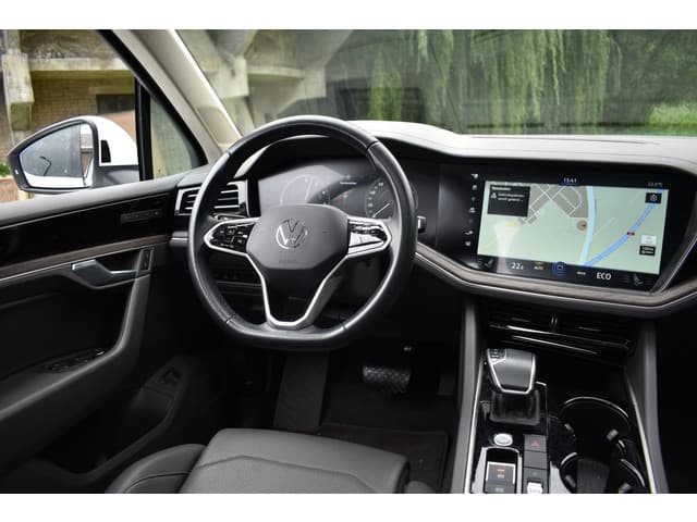 Volkswagen Touareg 3.0 TSi eHybrid ATMOSPHERE 4MOTION thumbnail 30