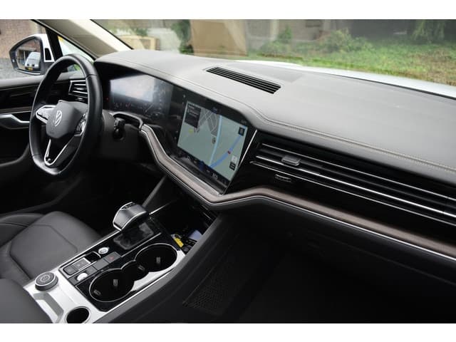 Volkswagen Touareg 3.0 TSi eHybrid ATMOSPHERE 4MOTION thumbnail 39