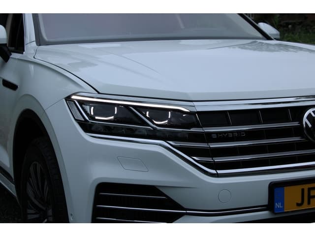 Volkswagen Touareg 3.0 TSi eHybrid ATMOSPHERE 4MOTION thumbnail 71
