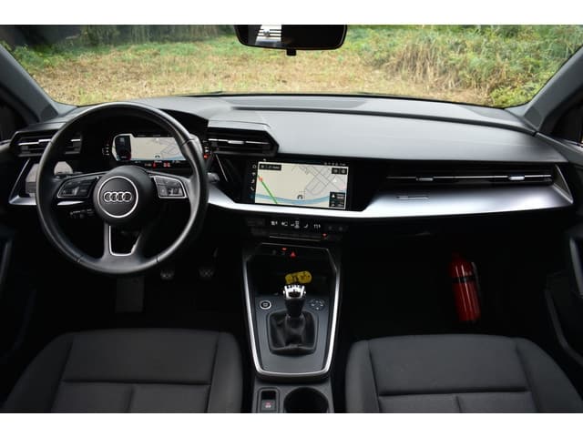 Audi A3 Sportback 30 TFSI PRO LINE thumbnail 2