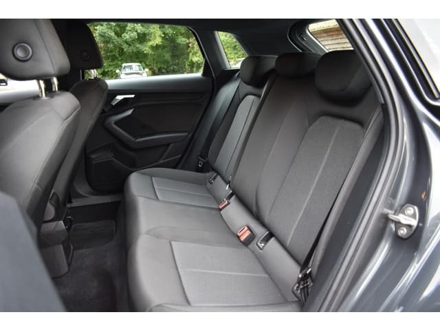 Audi A3 Sportback 30 TFSI PRO LINE thumbnail 18