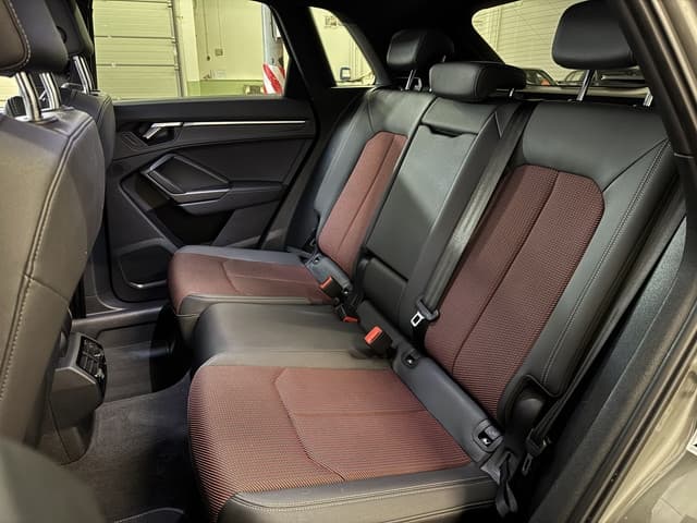 Audi Q3 35 TFSI 150PK S-TRONIC S-LINE thumbnail 17