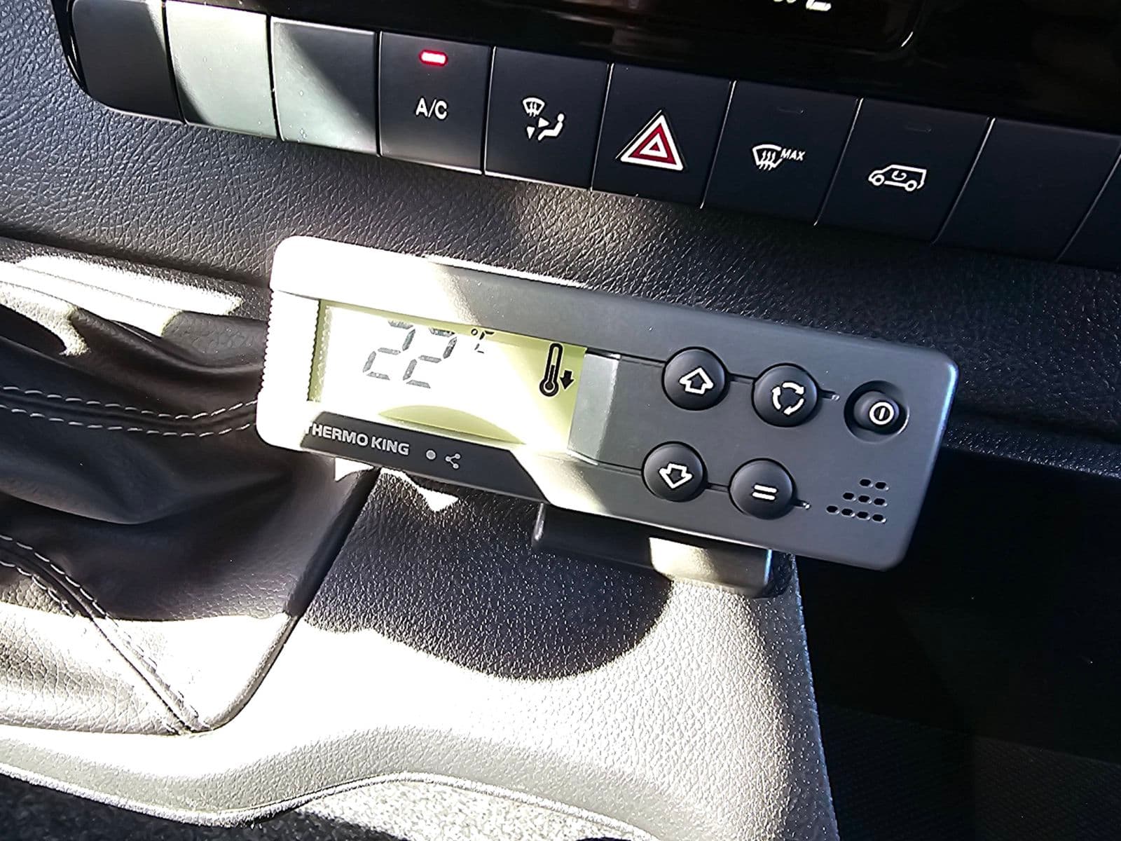 Mercedes-Benz Sprinter thumbnail 9