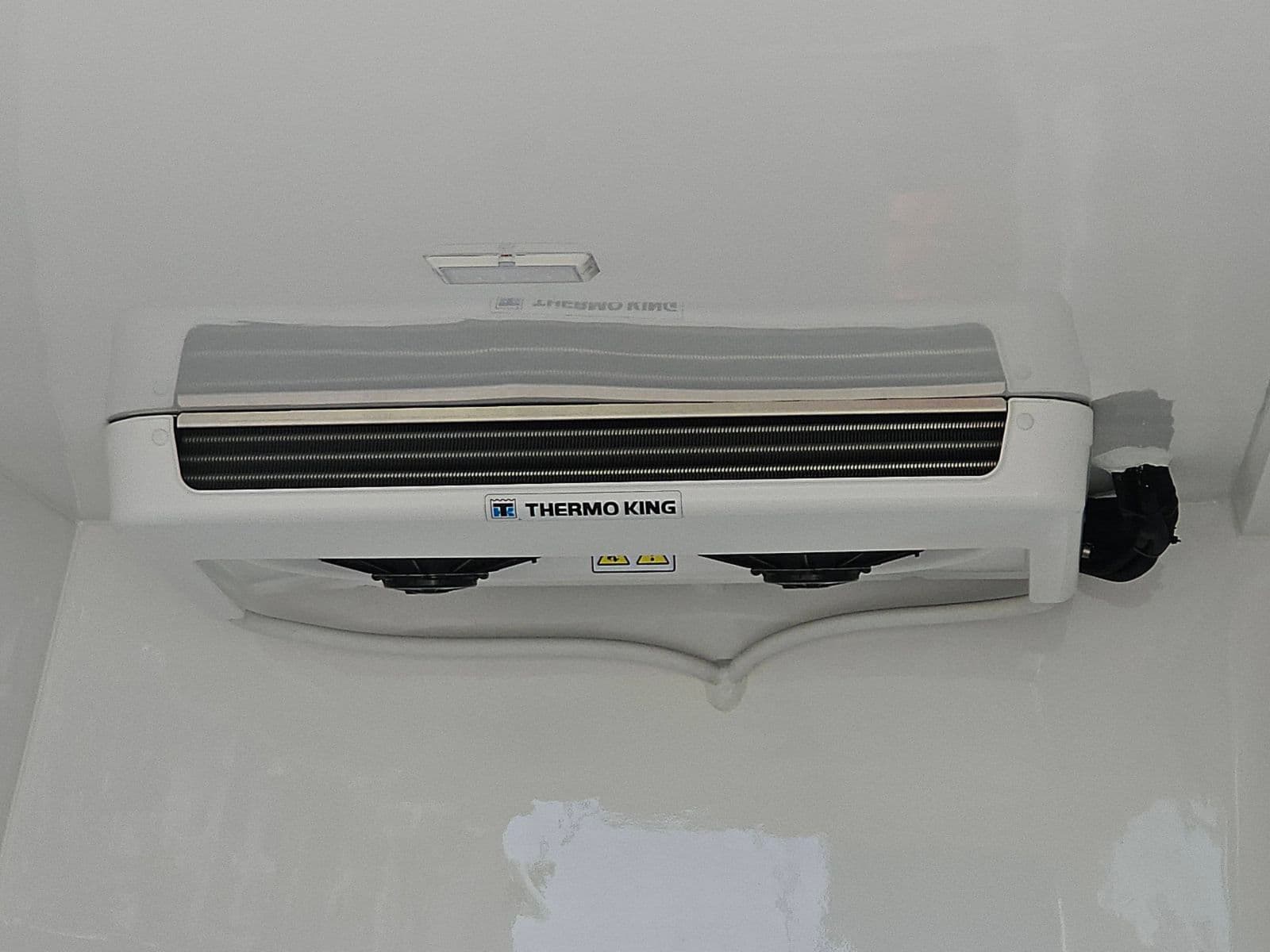 Mercedes-Benz Sprinter thumbnail 19