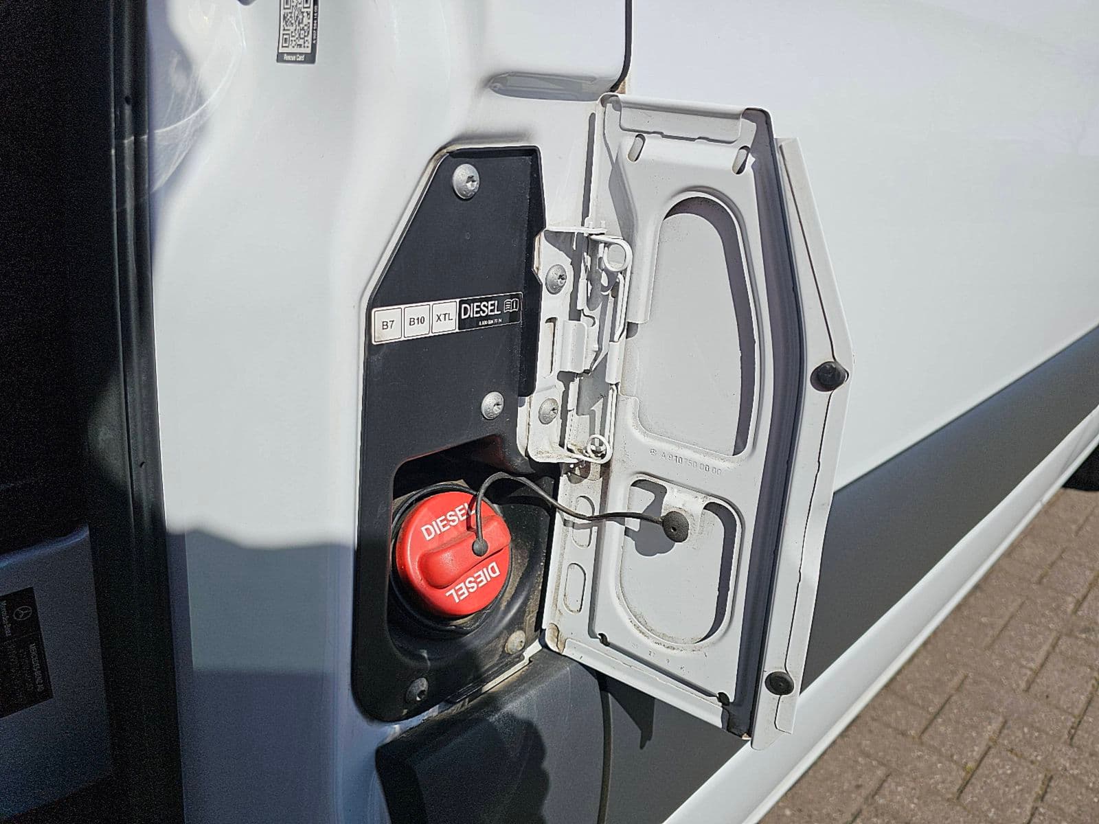 Mercedes-Benz Sprinter thumbnail 22